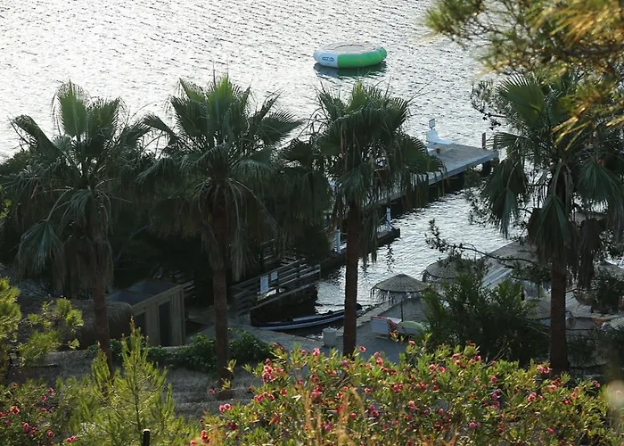 勃杜贝金钥匙酒店 5*