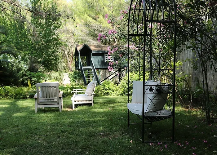 Golden Key Bordubet מלון מרמריס